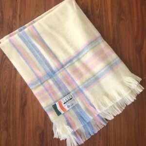 John HANLY Landau Made in Ireland wall small blanket, throw, scarf ￼ Cream, blue